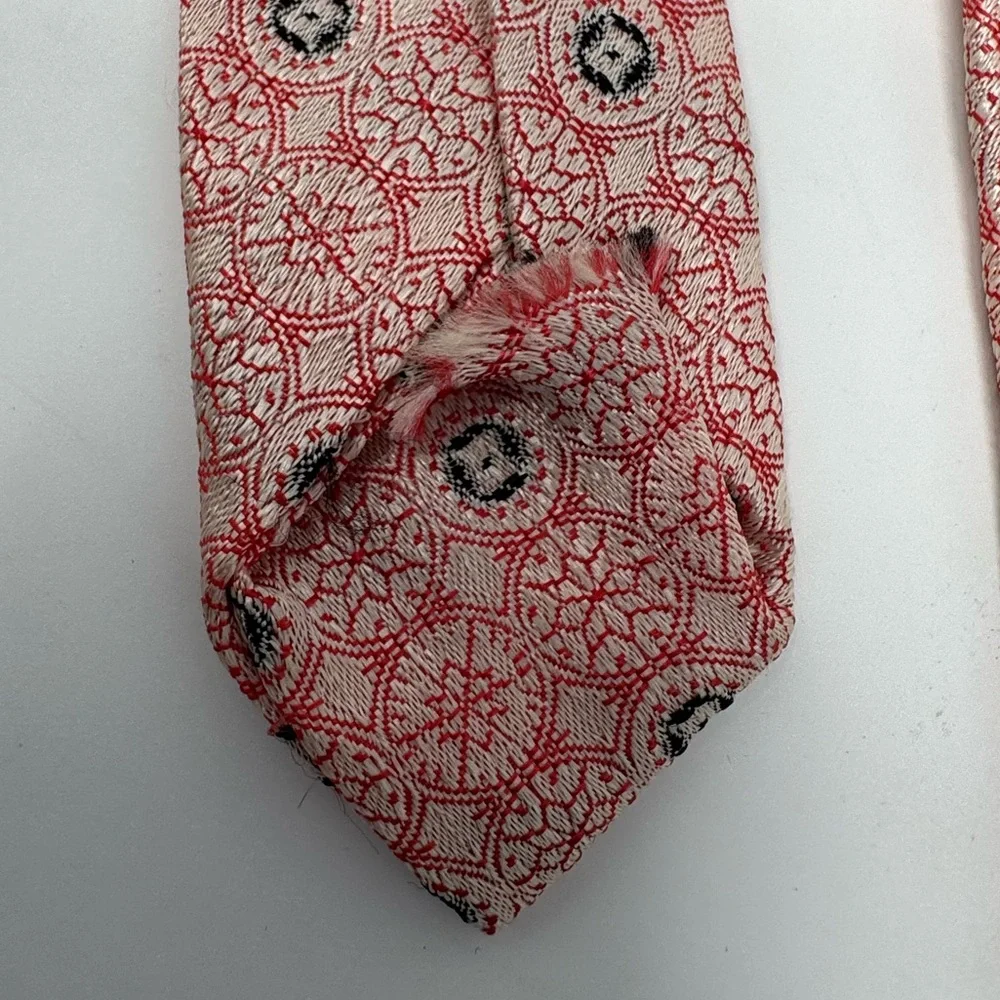 Vintage gently used